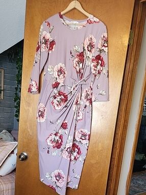 nine britton Lavender Floral Twist-Front Long Sleeve Midi Dress